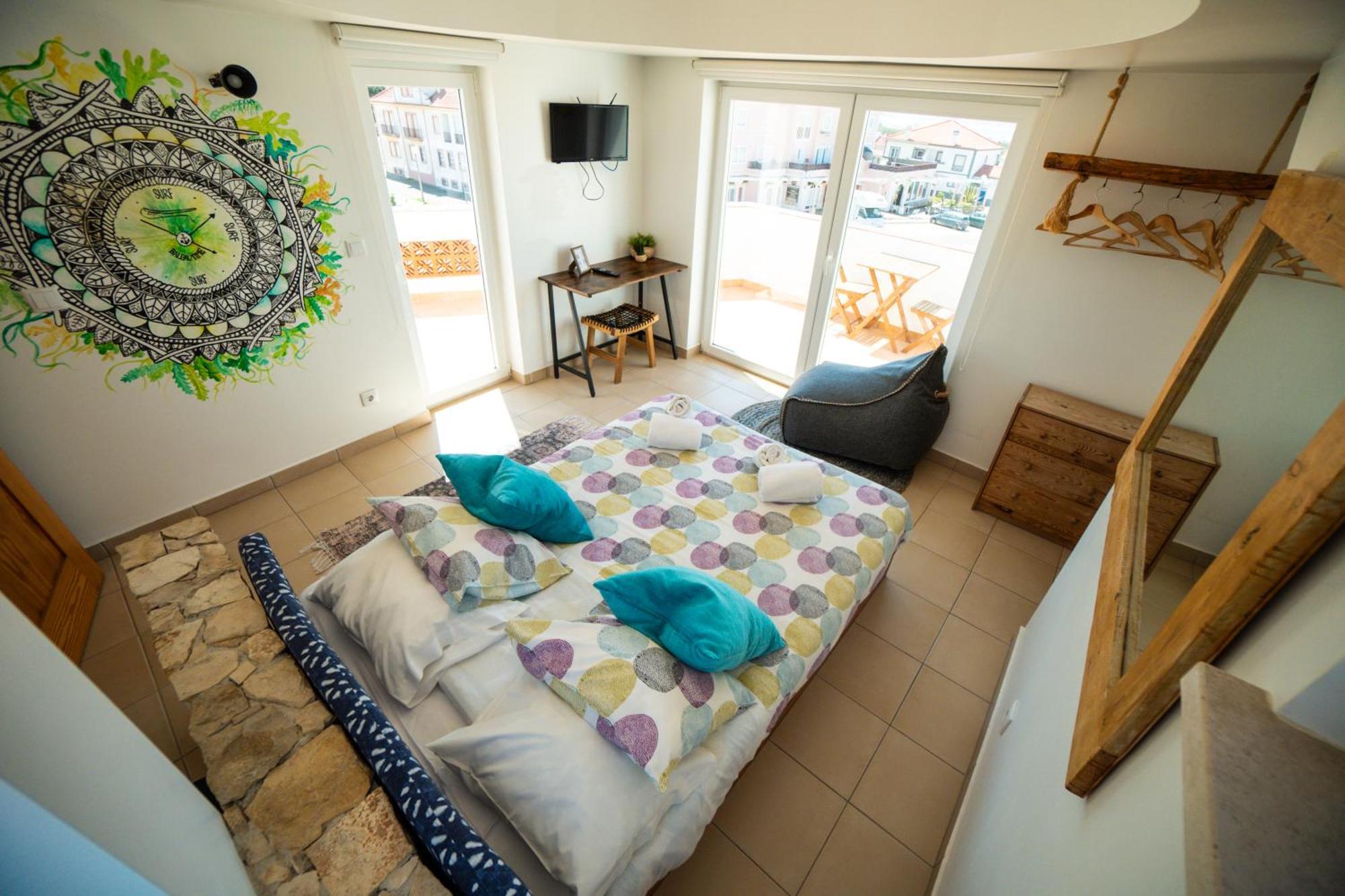Alex Surf Hostel Baleal Eksteriør billede