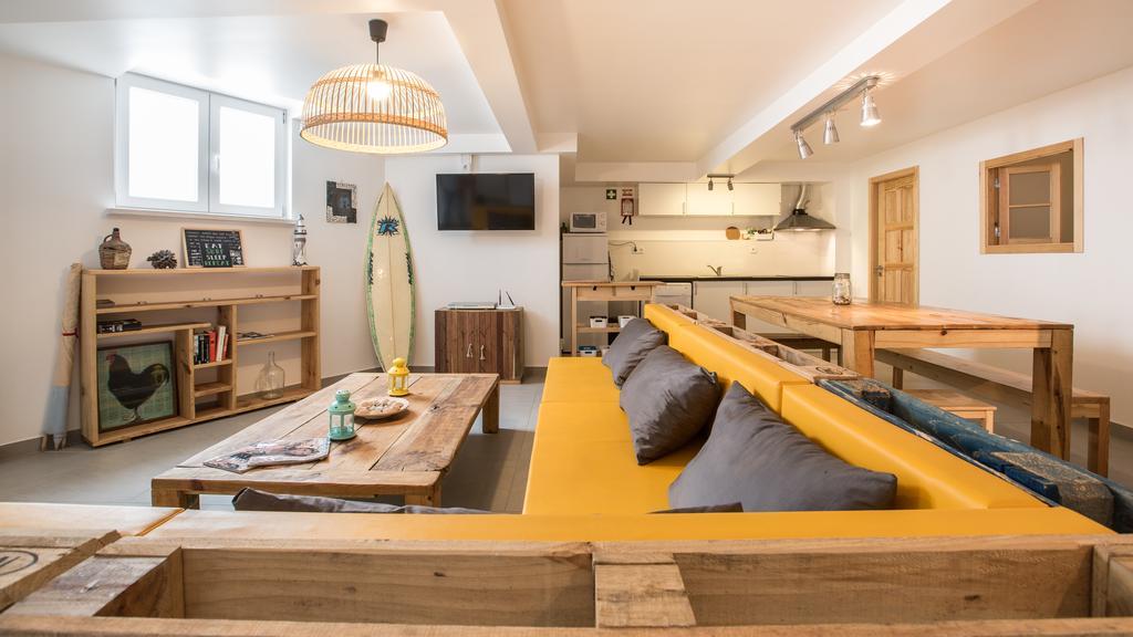 Alex Surf Hostel Baleal Eksteriør billede